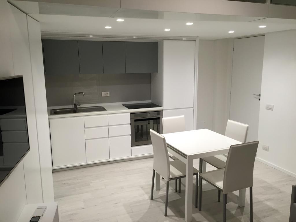 ドゥオーモ イン ミラノ 部屋 写真